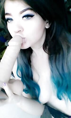 Come spend the night giving me your cum on ♡