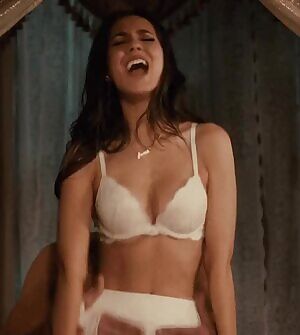 Victoria Justice being used like she's meant to be