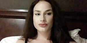 Who’s trying to sword fight? 🐱