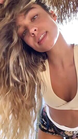 Ass jiggle 🍑