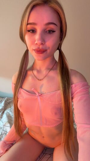 Tiny Tits Ass Babe Blonde Boobs