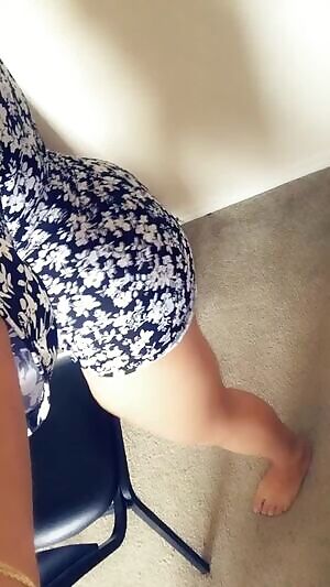 Light jiggle, considering posting a more revealing jiggle 🤔