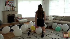 Looner Ass Balloons Clips4Sale ManyVids