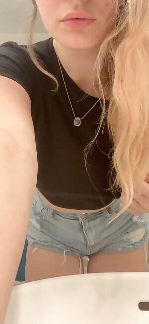 Titty tuesday 💕💕😛