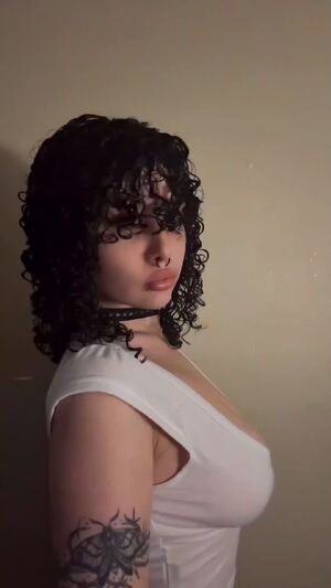 Thick MILFs 19honeysuckle Big Tits Boobs
