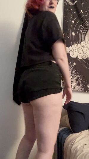 Thick Redheads Ass SFW Thighs Twerking
