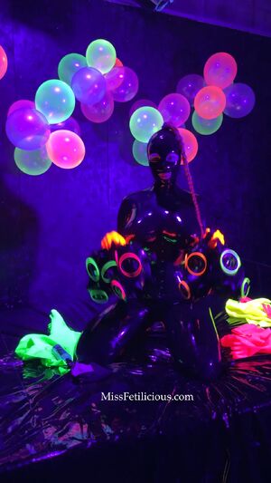 Masked Balloons Big Tits Fetish Kinky