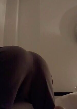 waiting for you to come and worship this muscle ass