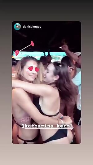 Pawg at a festival