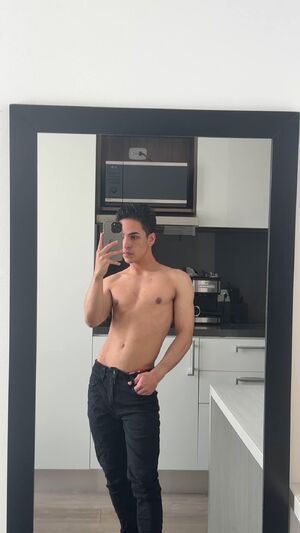 Gay Nipple Play Chaturbate Cute Glamour Model