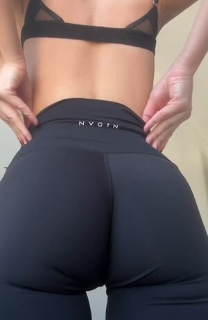 Asshole Winking Ass Gym