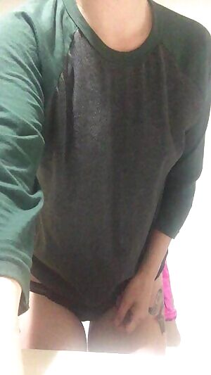 Tried to do a titty drop and then remembered i’m the president of the itty bitty titty committee 🤷🏻‍♀️