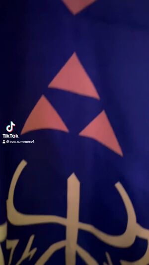 Zelda Cosplays Big Ass Blonde Cosplay