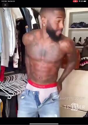 Who wants to dance with me tonight? 😜