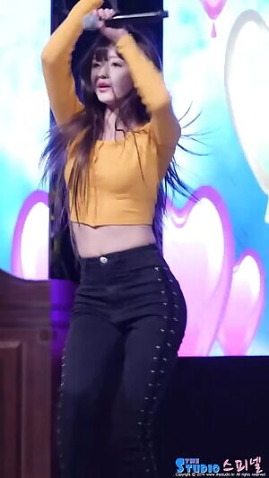 Oh My Girl - Yooa