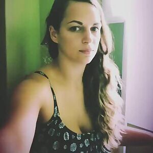 Can't hide those tits.