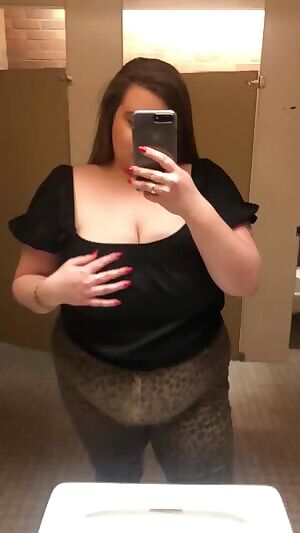 I always get my tits out, it just happens to be Tuesday 💁🏻‍♀️