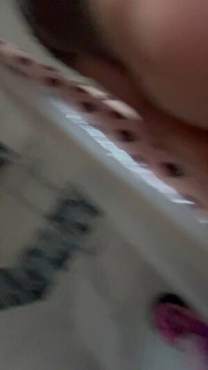 Ladyboys NSFW Trans cumslut non-binary