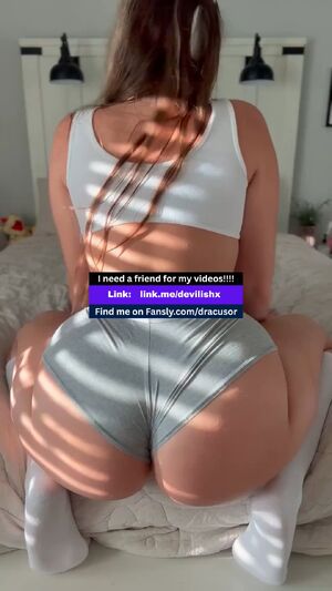 Short Shorts Amateur Ass Big Tits