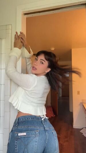 Sex & Dance Big Ass Latina