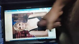 Cocked Ivanka on public demand