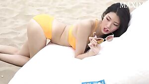 I’m a sucker for cute Korean/Japanese girls