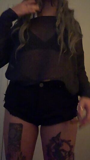 I burn like a witch in a Puritan town 🔥⛓