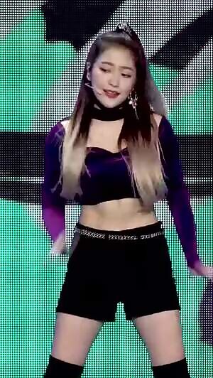 Red Velvet - Bouncy Yeri