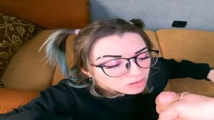Girls With Glasses Amateur Blowjob Brunette