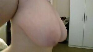 Innies bouncing 😘🔥🔥