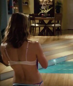 Jessica Biel w/Slo Mo Walkaway