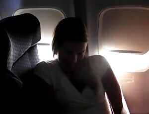 Masturbate in the plane 😍😍