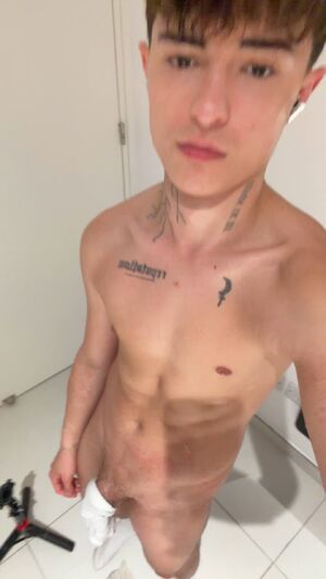 Freeballing Big Dick