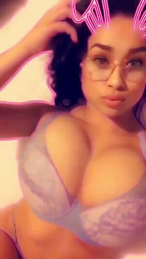 Big & Busty