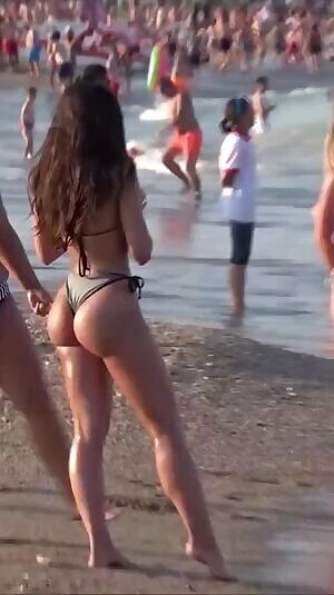 Delicious body on the beach