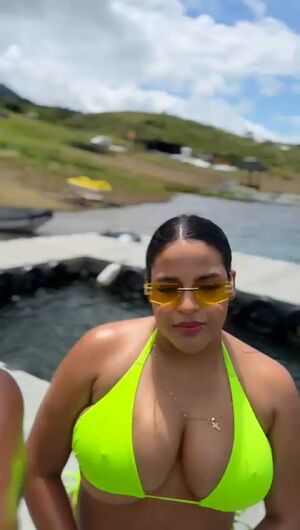 Shemale Self Facial Big Tits Femdom