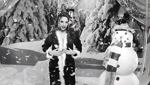 Kelly Brook