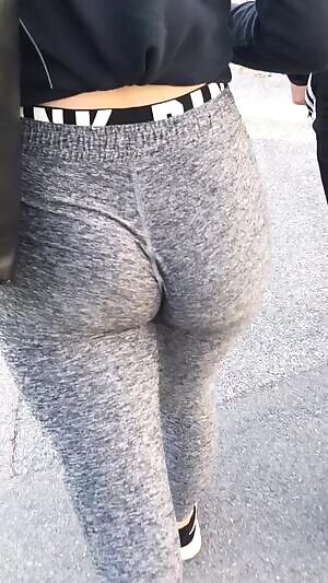 Nice ass in yoga pants