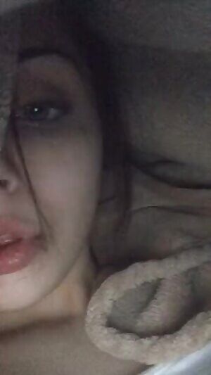 She is Proud of Her Pussy!