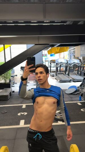 Gay Nipple Play Abs Big Nipples