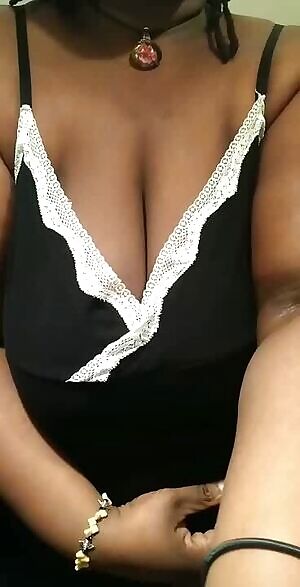 Like my new nightie? I do. 💋