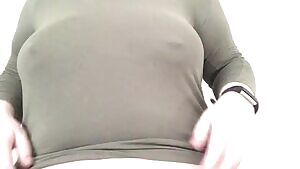 I’m just making dinner and posting this while I wait for it to cook. I guess I’m pretty good at multitasking. 😂 Hope you enjoy the clip and your Monday’s going okay. 😊