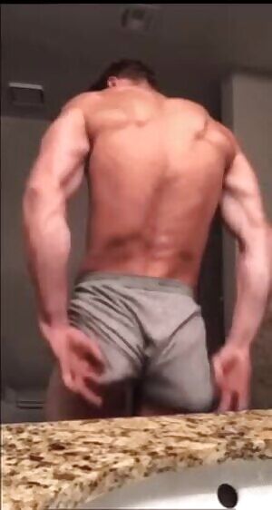 Dat Ass Tho 😳