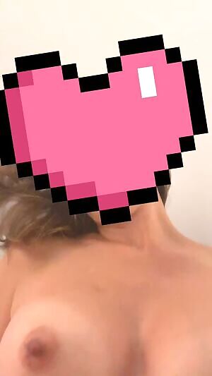 2nd successful meetup with a Redditor, went home and let my fiancé eat his cum from my pussy. 💦👅