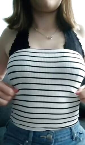 wish me luck, i start a new job today!! ♥️ anyway... boobs! 🌹