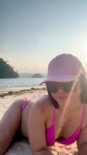 Fansly Sluts Amateur Asian Chubby NSFW