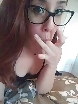 This nerdy housewife loves a little anal play ;)