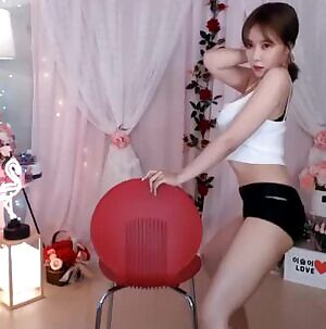 BJ - LeeSeulli Bouncing her Fine Ass