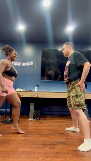 Loyalfans Amateur Ballbusting CBT Domina