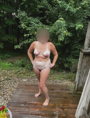 Middle Aged Boobs Homemade MILF Nudist